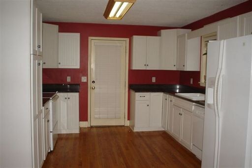Building Photo - 3425 Harshaw Rd