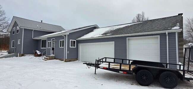 Foto del edificio - 8295 Limeridge Rd