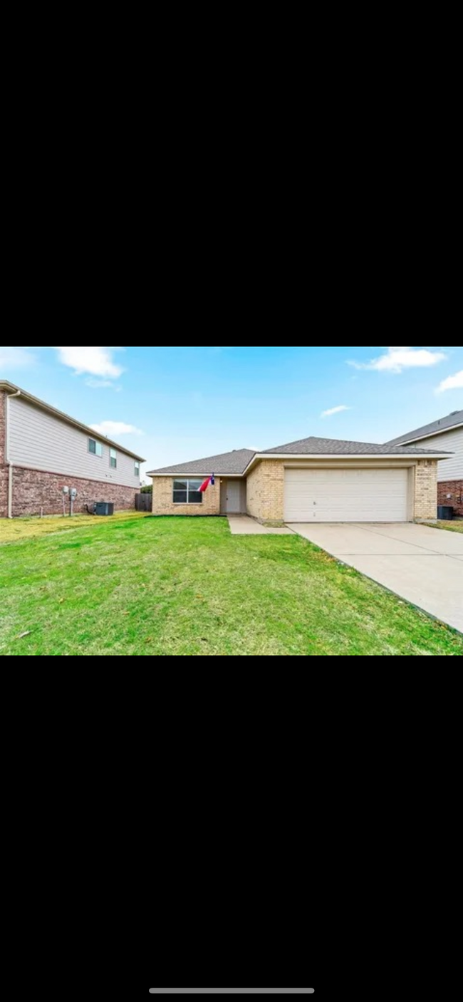 Building Photo - 2149 Franks St