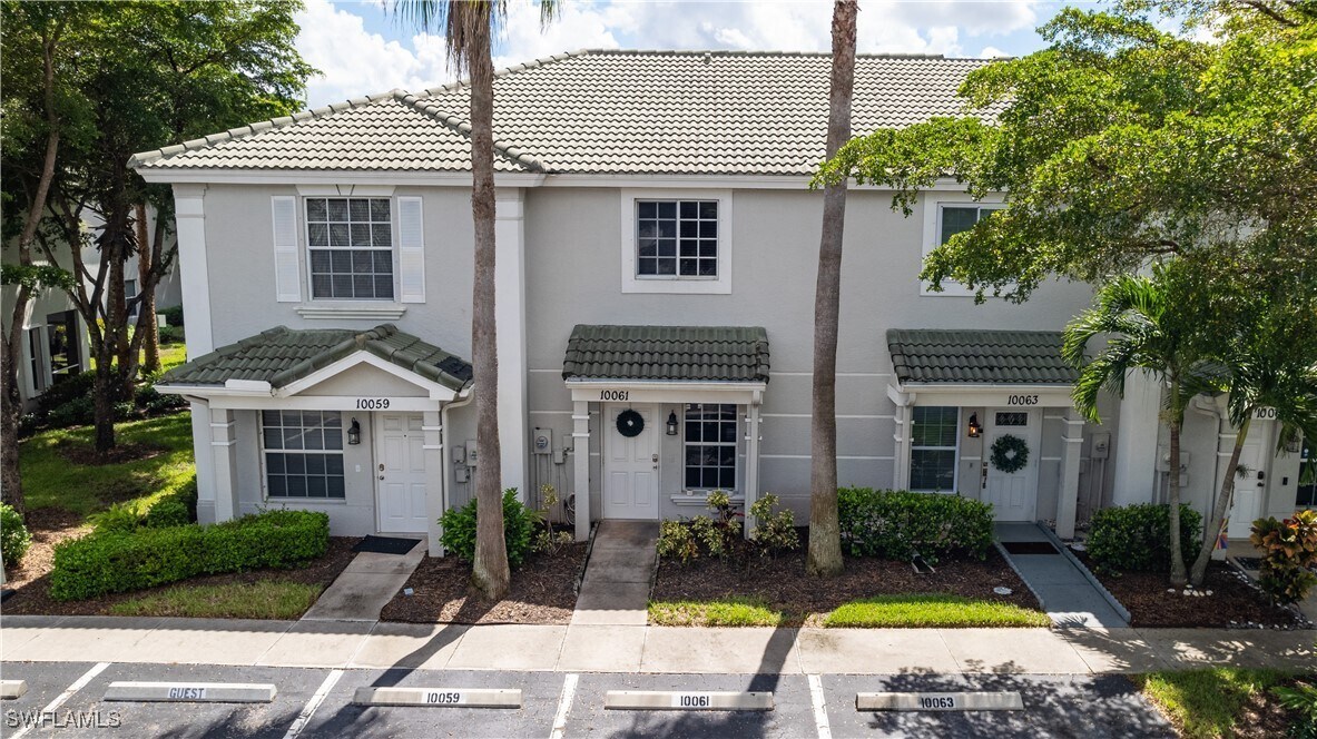 Foto principal - 10061 Lone Cypress St