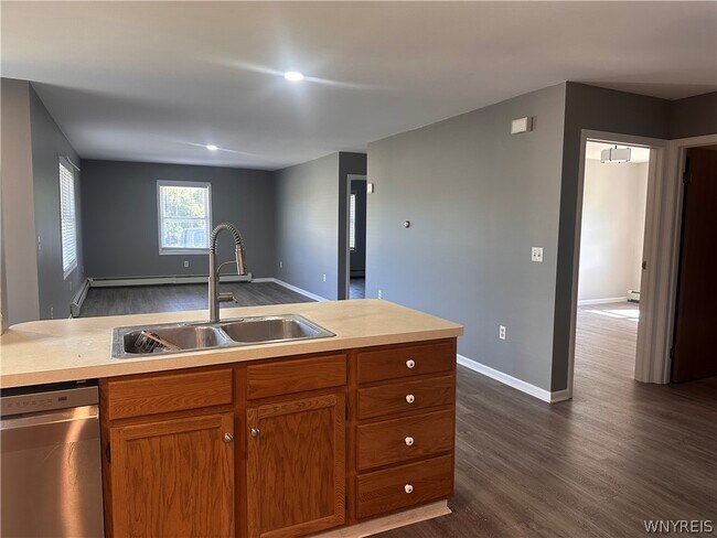 Building Photo - 9900 Luckey Dr