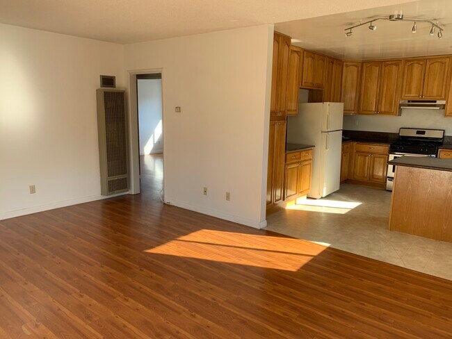 Building Photo - 8202 Pershing Dr