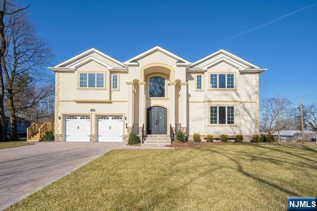 Building Photo - 223 Hillcrest Dr