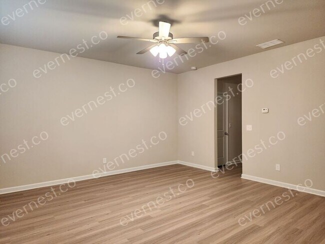 Building Photo - 7268 Laurel Way