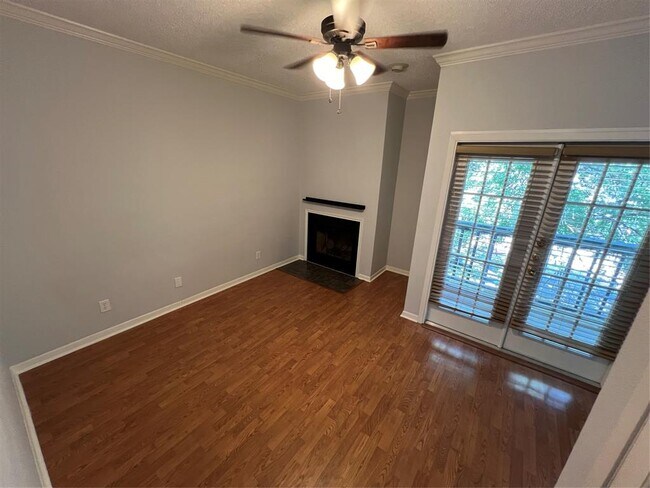 Foto del edificio - 711 W 21st St