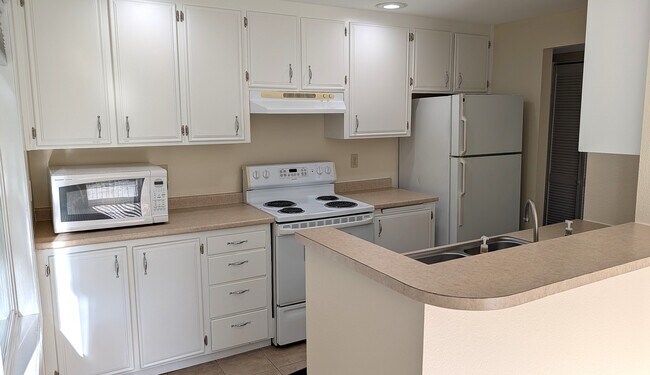 Foto del edificio - 17801 Stone Ave N