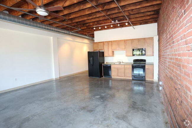 Interior Photo - The Tudor