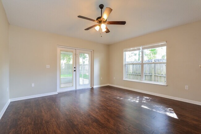 Building Photo - 4110 Iveyglen Ave