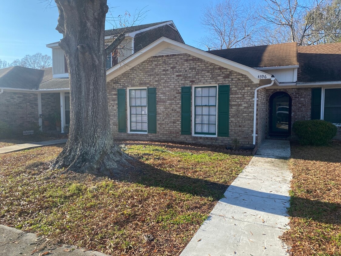 4396 Melanie Ct, North Charleston, SC 29418 Townhome Rentals in North