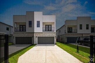 Building Photo - 5510 Pershing St