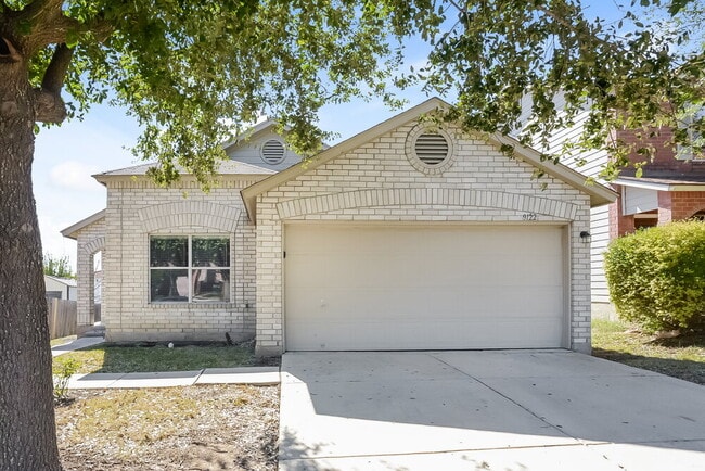 Building Photo - 9122 Blazer Pl