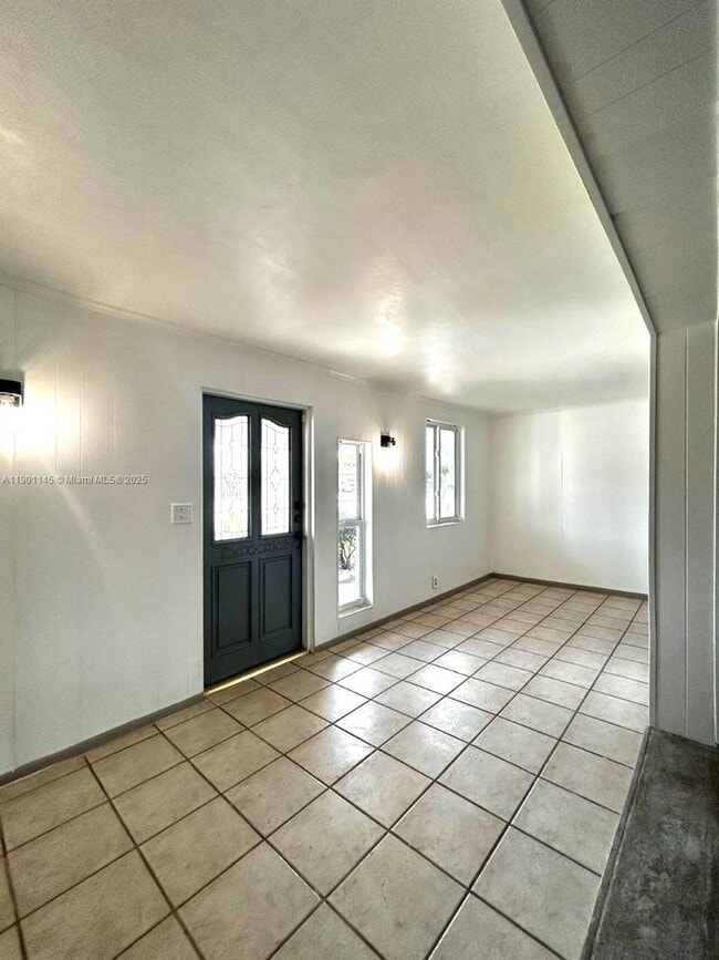 Foto del edificio - 1725 NW 9th Ave