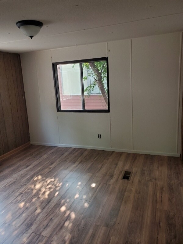 Foto del edificio - 10 9th Ave