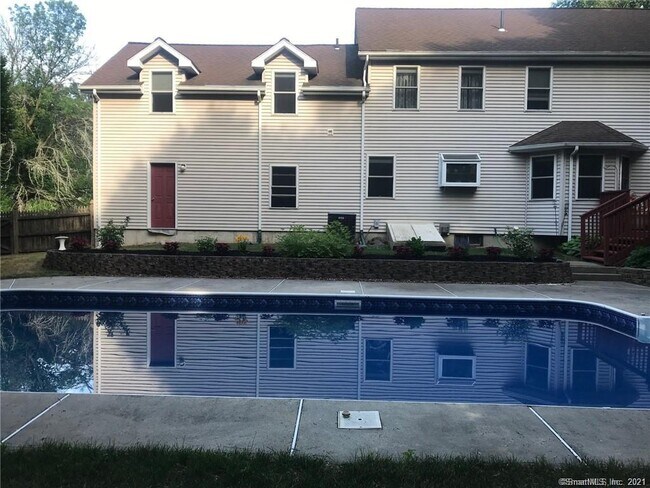 Building Photo - 56 Bancroft Ln