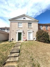 Building Photo - 2012 Rexford Rd