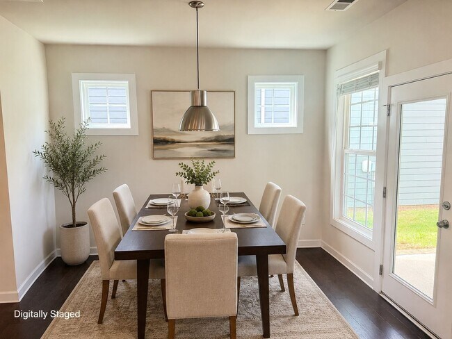 Foto del edificio - Beautiful Westbranch Home with 2-Car Garage, Covered Porch & Greenway Entrance Across the Street
