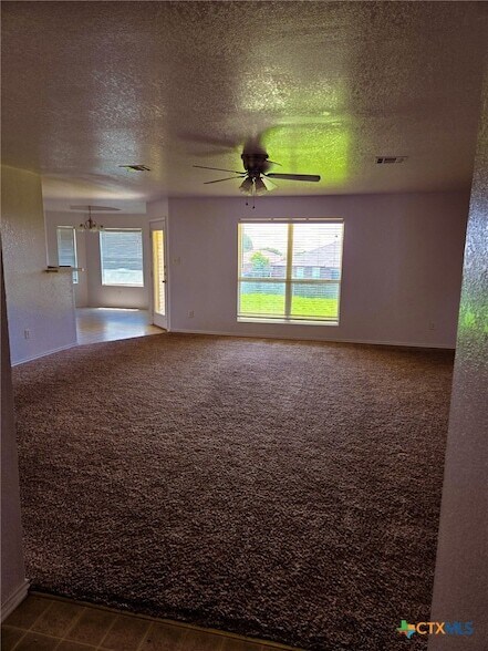 Building Photo - 5208 Bridle Dr