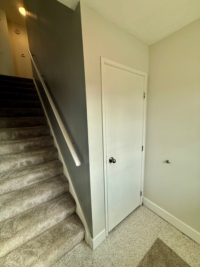 Foto del edificio - 6274 Sweetwater Ct