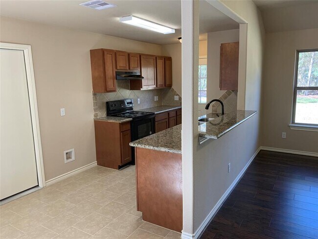 Building Photo - 10555 Royal Adrian Dr