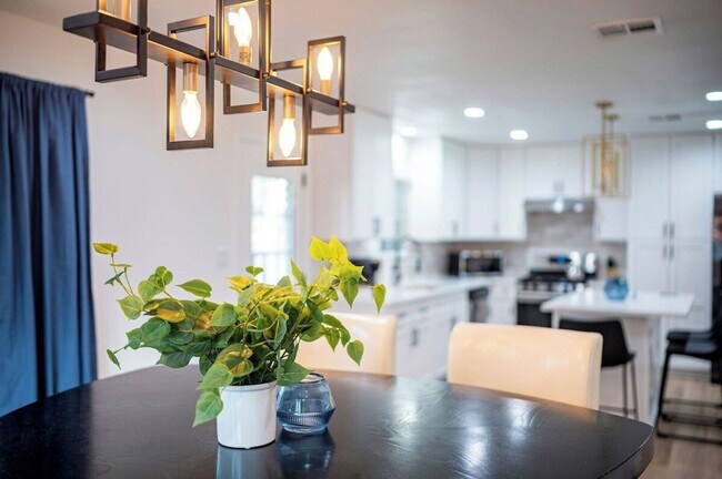 Foto del edificio - 10058 Timberoak Dr