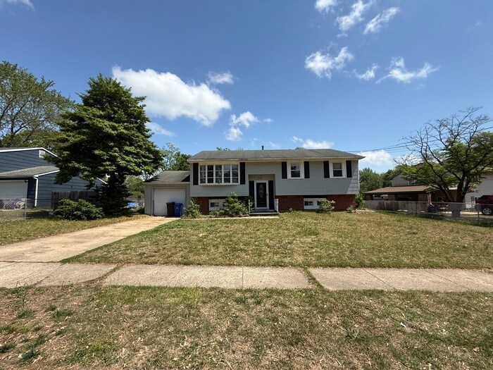 Foto principal - 309 Ellis Ct