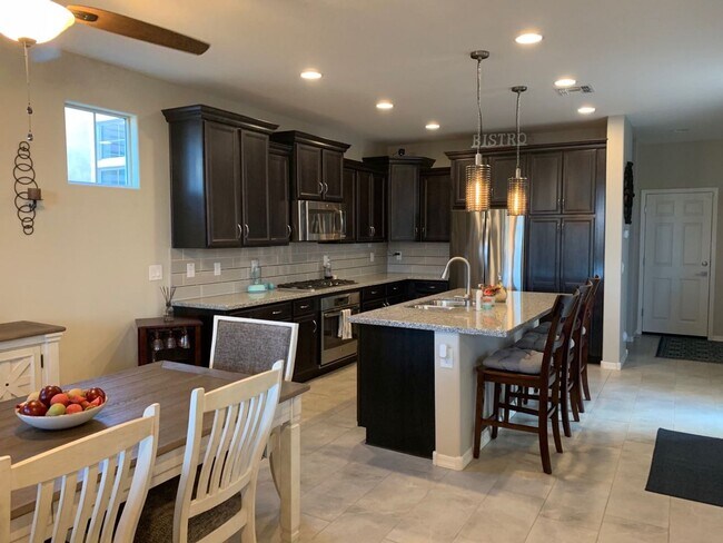 Building Photo - LOVELY COOLEY STATION HOME IN PRIME GILBERT AREA