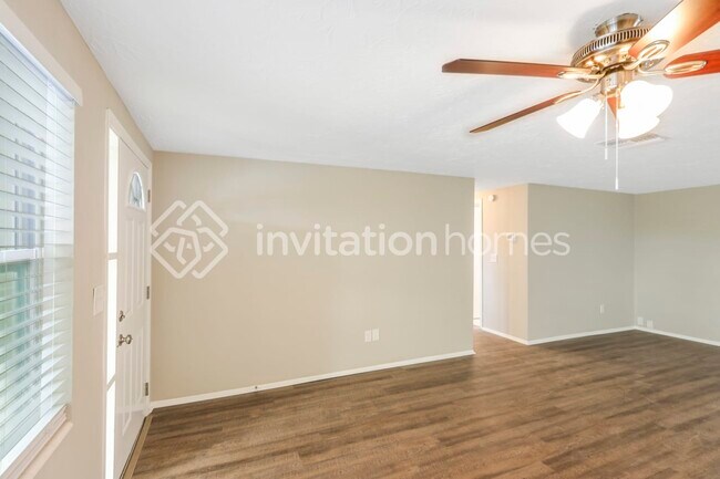 Building Photo - 5131 Janice Ln