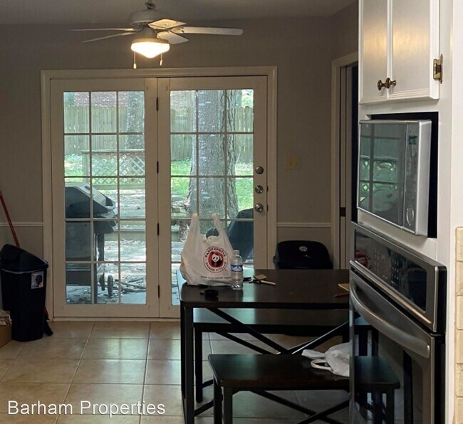 Foto del edificio - 3 br, 2 bath House - 3930 Timberwood Dr.