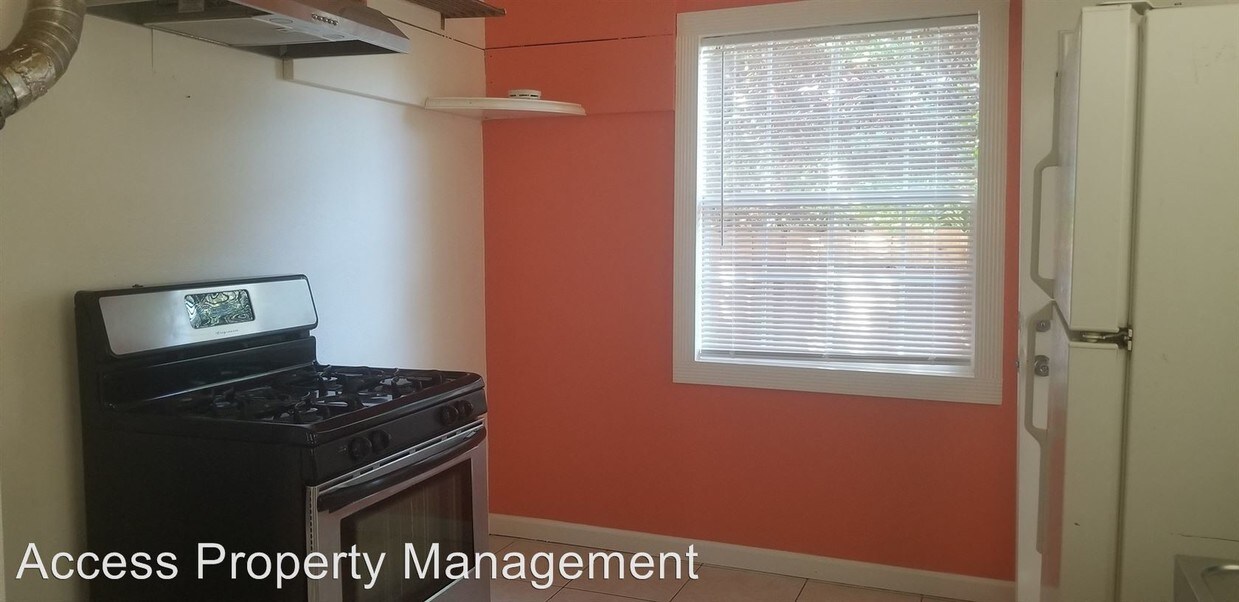 Foto del edificio - 1 br, 1 bath House - 718 First St.