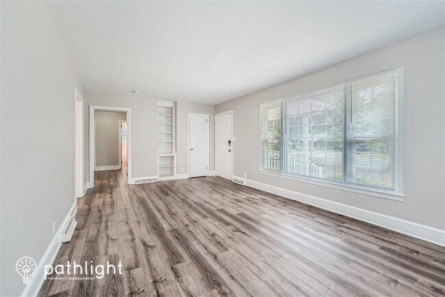 Building Photo - 1406 Virginia Ave