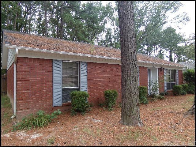 Foto del edificio - 5803 Chaucer Ln