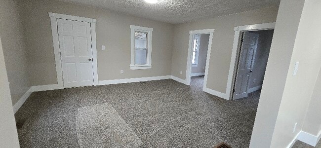 Foto del edificio - 419 Clayton St