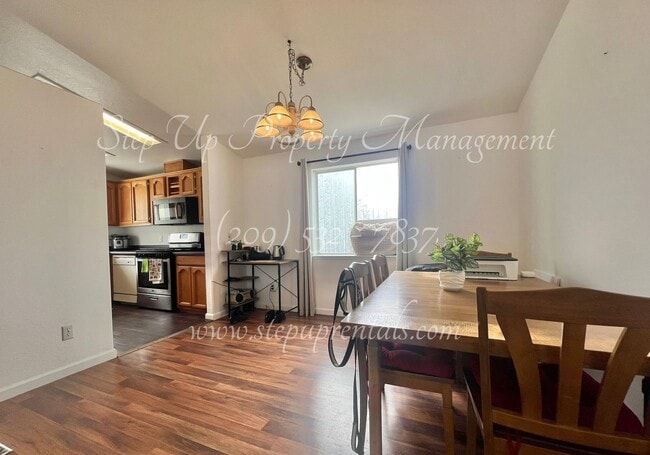 Building Photo - Inviting 2 Bedroom Soulsbyville Home with Spacious Yard & Garage Storage!