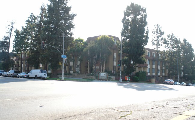 Robert S K Town Lafayette Apartments Los Angeles Ca Building Photo Robert S K Town Lafayette