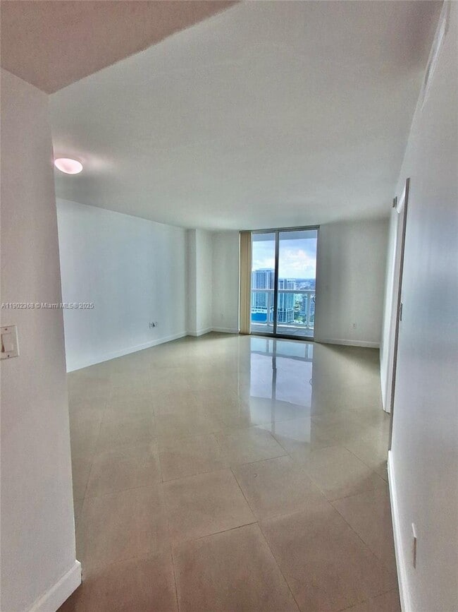 Foto del edificio - 1800 N Bayshore Dr