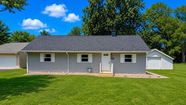 Building Photo - 2088 Arcadia Ave