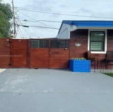 Building Photo - 2115 NW 185th St