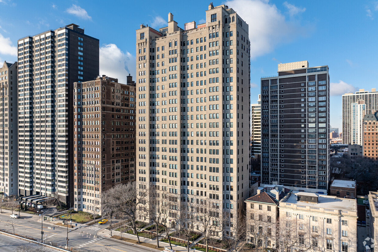 Primary - 1500 N Lake Shore Dr