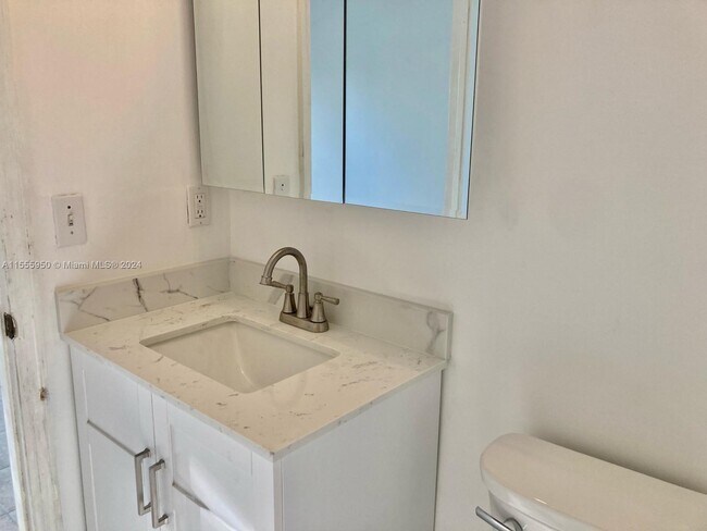 Foto del edificio - 15490 SW 134th Pl