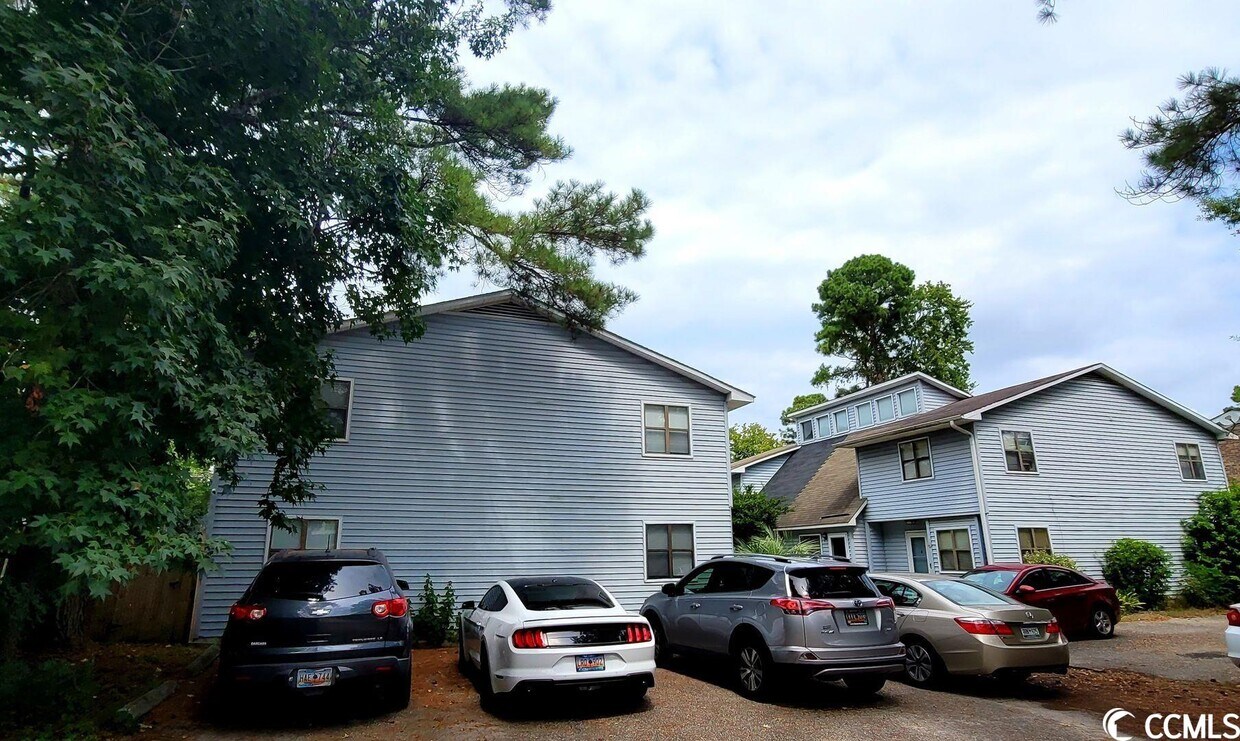 Primary Photo - 6217 Blynn Dr