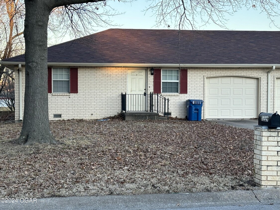 3229 S Mcconnell Ave, Joplin, Mo 64804 - Condo For Rent In Joplin, Mo 