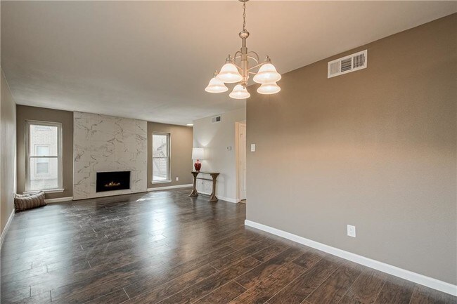 Building Photo - 10650 Steppington Dr