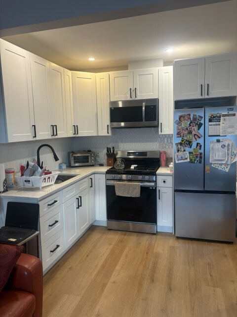 Foto principal - 42 Outwater Ln