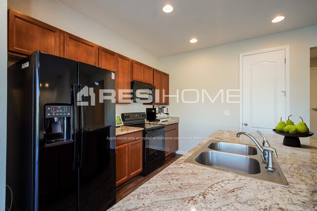 Building Photo - 133 Alford Dr