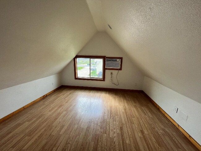 Foto del edificio - 403 Free Timber Ln