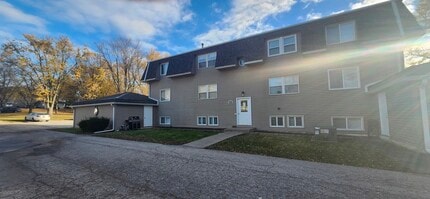 Building Photo - 2770 Tech Dr