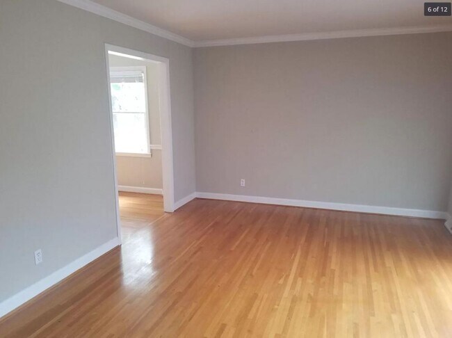 Foto del edificio - 3917 Blowing Rock Way