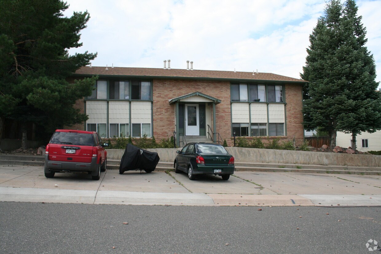 18221 W 3rd Pl, Golden, CO 80401 Apartments in Golden, CO