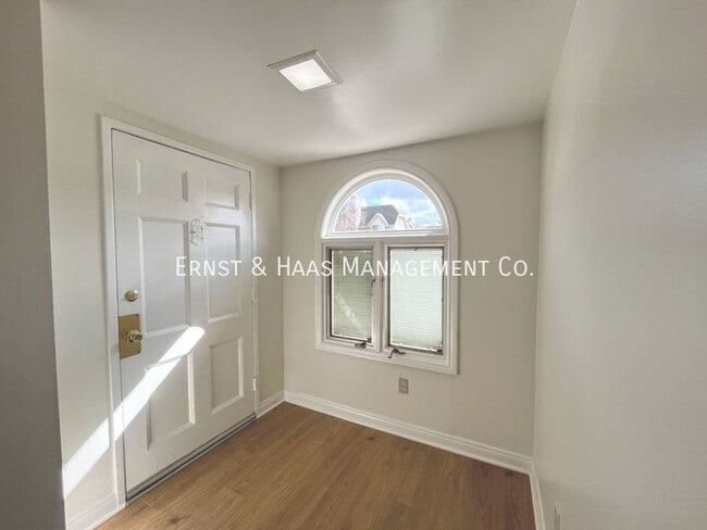 Photo - 9703 Park St House