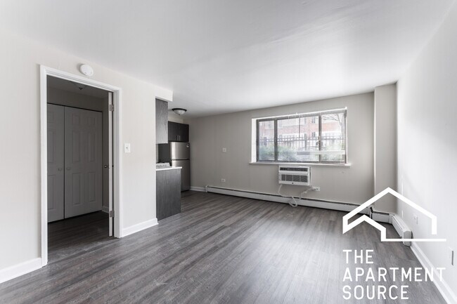 Photo - 6011 N Winthrop Ave Apartment